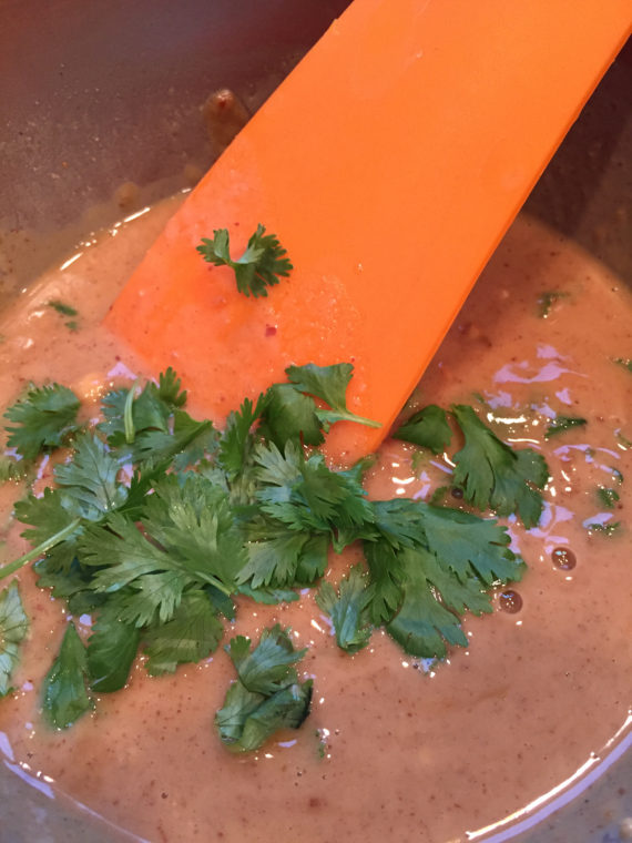 super simple peanut sauce