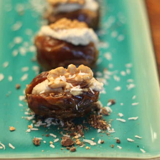 spiced creamy stuffed dates