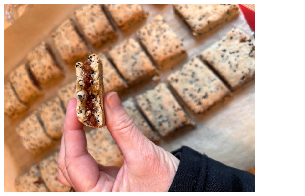 Fig stuffed cookies